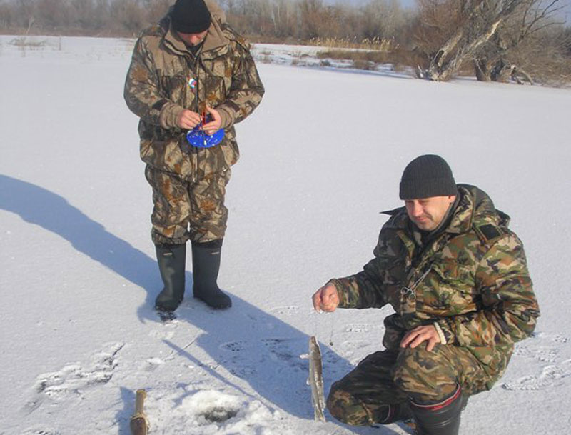 Зимняя рыбалка в Астраханской области на Ахтубе