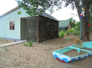  «Семейный» дом № 10 на 2-4 человека. 